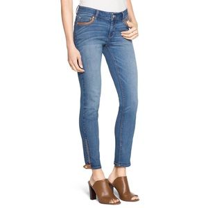 White House Black Market Skimmer Jeans